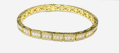 18K Yellow Gold Diamond Bracelet (5.60 Ct. Tw.)